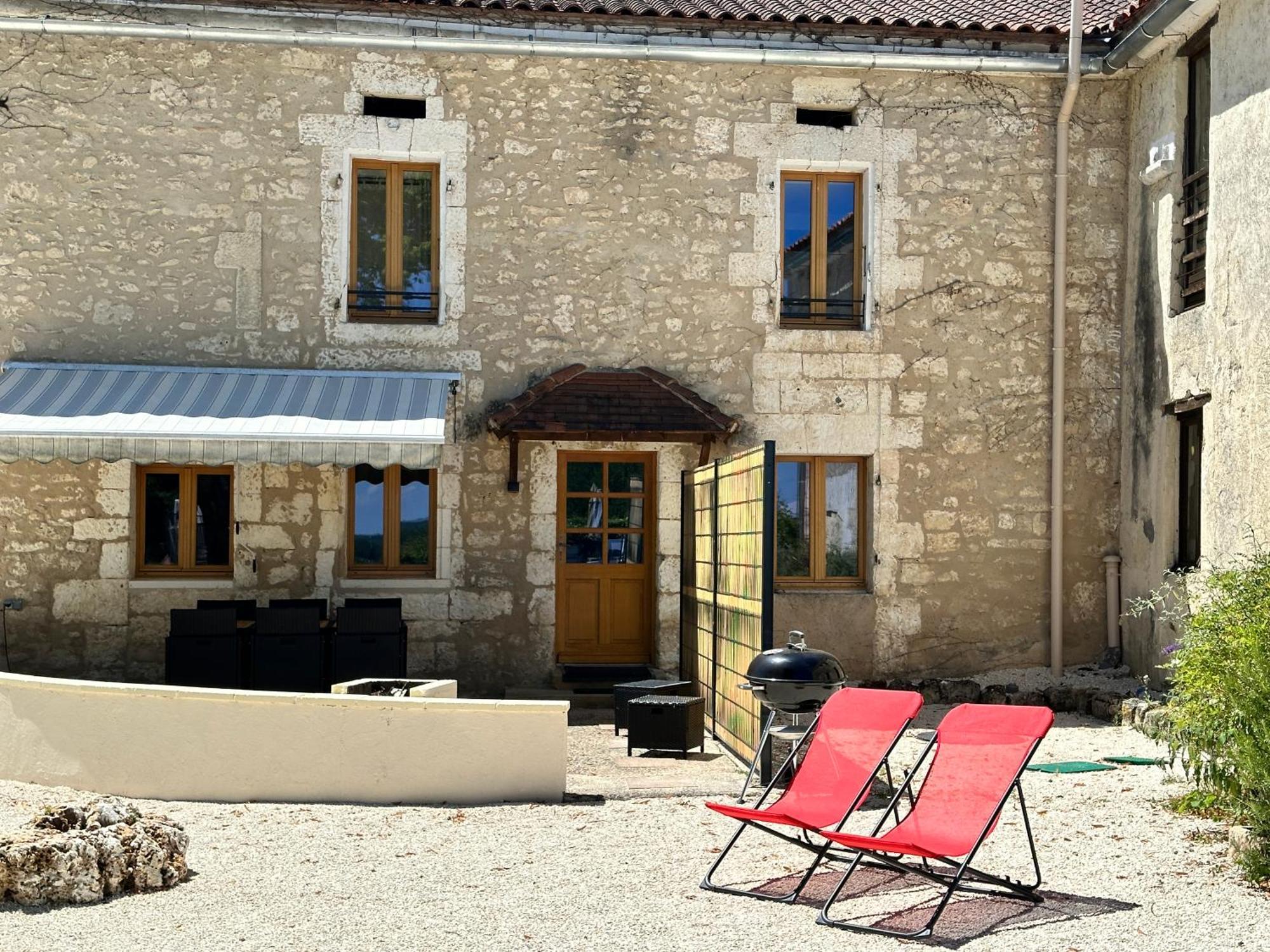 Вілла Domaine De La Roche Chabrelle Saint-Just  Екстер'єр фото