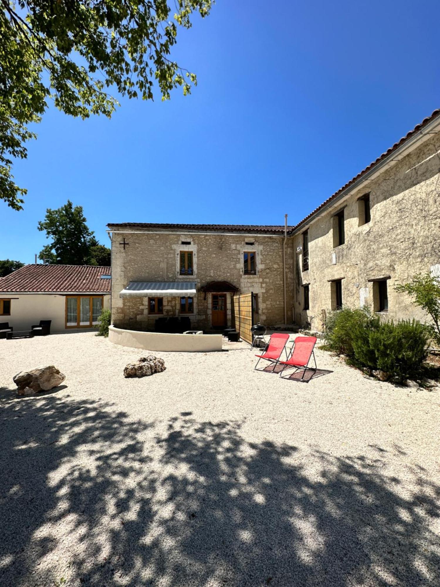Вілла Domaine De La Roche Chabrelle Saint-Just  Екстер'єр фото